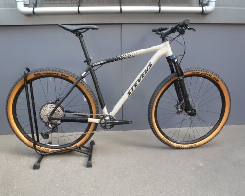Stevens Colorado 401