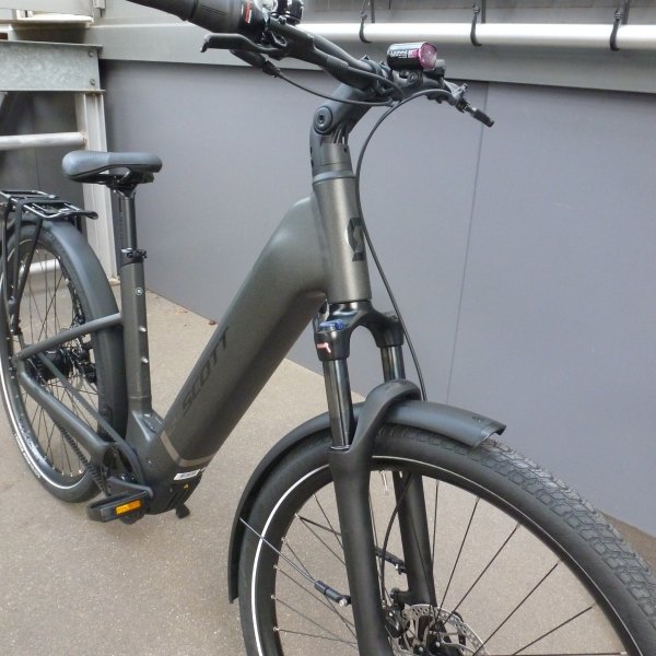 scott sub tour 30 - Cycling Lampaert