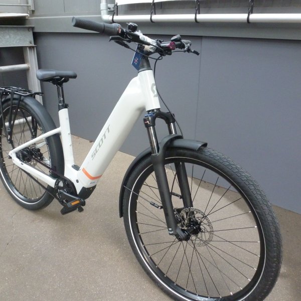 scott sub tour 20 - Cycling Lampaert